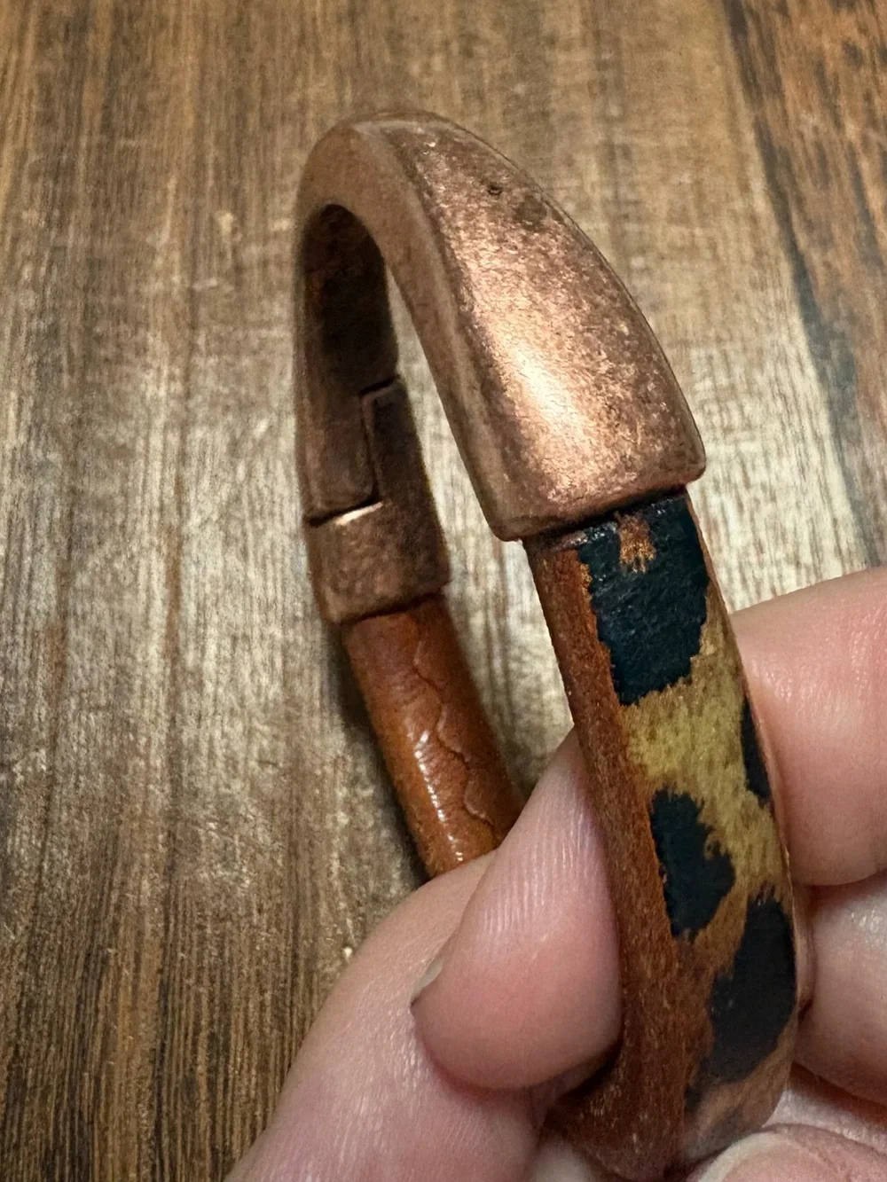 Leather Leopard-Print Bracelet with Copper magnetic Clasp